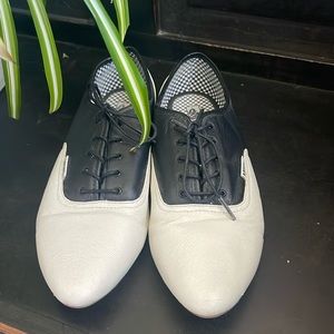 Vans Saddle Shoe
